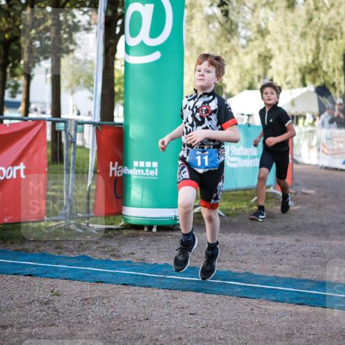 06.09.2026 - 20. Norderstedt Triathlon H.Heesch http://msf.ph/oto/10197652 06.09.2026 09:11:44 Ziel 10, 11 meine-sportfotos.de