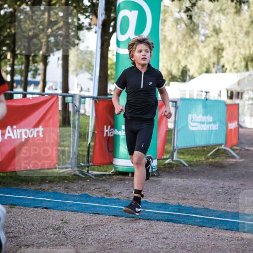 06.09.2026 - 20. Norderstedt Triathlon H.Heesch http://msf.ph/oto/10197666 06.09.2026 09:11:46 Ziel 10, 11 meine-sportfotos.de