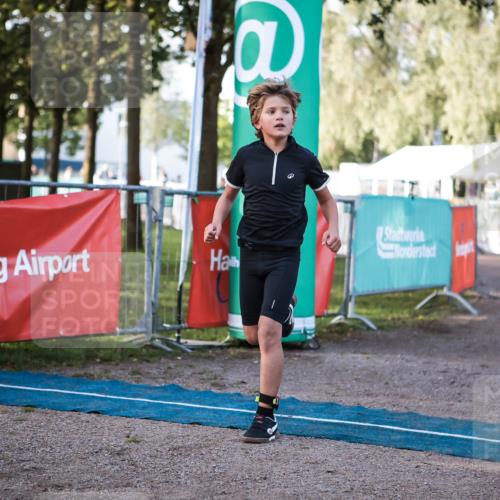 06.09.2026 - 20. Norderstedt Triathlon H.Heesch http://msf.ph/oto/10197668 06.09.2026 09:11:46 Ziel 10, 11 meine-sportfotos.de
