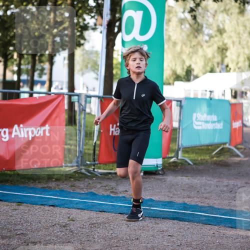 06.09.2026 - 20. Norderstedt Triathlon H.Heesch http://msf.ph/oto/10197670 06.09.2026 09:11:46 Ziel 10, 11 meine-sportfotos.de