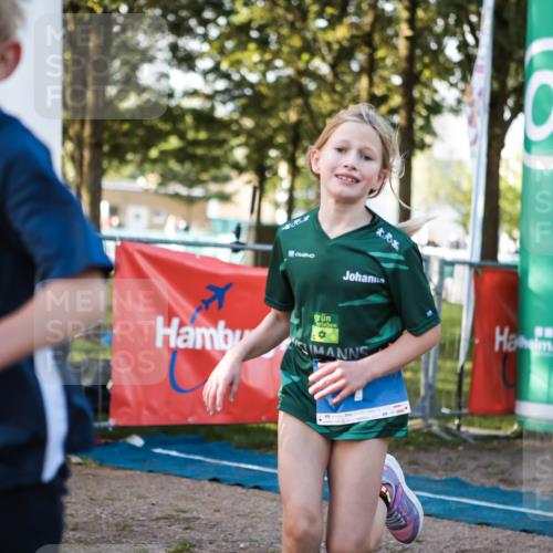 06.09.2026 - 20. Norderstedt Triathlon H.Heesch http://msf.ph/oto/10197719 06.09.2026 09:11:55 Ziel 5, 7, 24, 40 meine-sportfotos.de