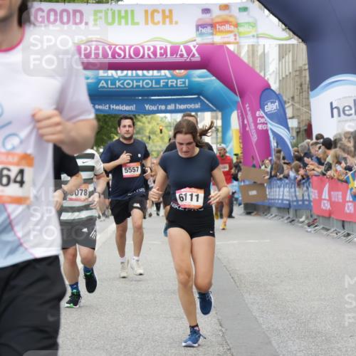 06.09.2026 - CURREX Alsterlauf Yannick Fuchs http://msf.ph/oto/10197832 06.09.2026 09:58:46 Ziel 2017, 2034, 2120, 2244, 2711, 2717, 3078, 3691, 4147, 4227, 4256, 4265, 4304, 4356, 4695, 4747, 5205, 5207, 5557, 5706, 5764, 5810, 5964, 6073, 6111 meine-sportfotos.de
