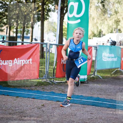 06.09.2026 - 20. Norderstedt Triathlon H.Heesch http://msf.ph/oto/10197880 06.09.2026 09:12:37 Ziel 12, 21, 29 meine-sportfotos.de