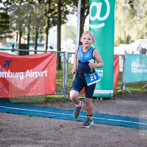 06.09.2026 - 20. Norderstedt Triathlon H.Heesch http://msf.ph/oto/10197885 06.09.2026 09:12:37 Ziel 12, 21, 29 meine-sportfotos.de