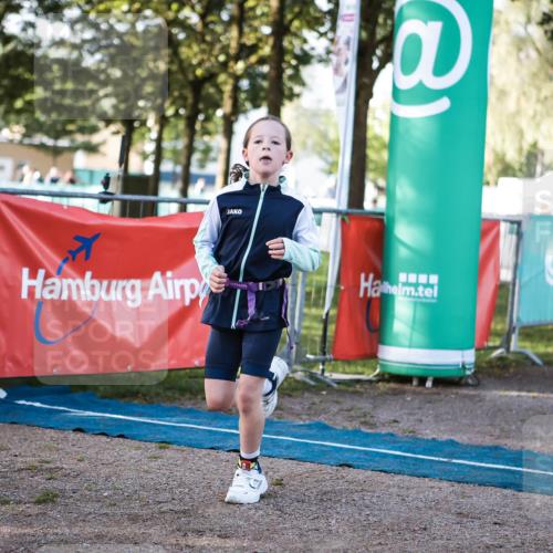 06.09.2026 - 20. Norderstedt Triathlon H.Heesch http://msf.ph/oto/10198007 06.09.2026 09:13:09 Ziel 20, 26, 38 meine-sportfotos.de