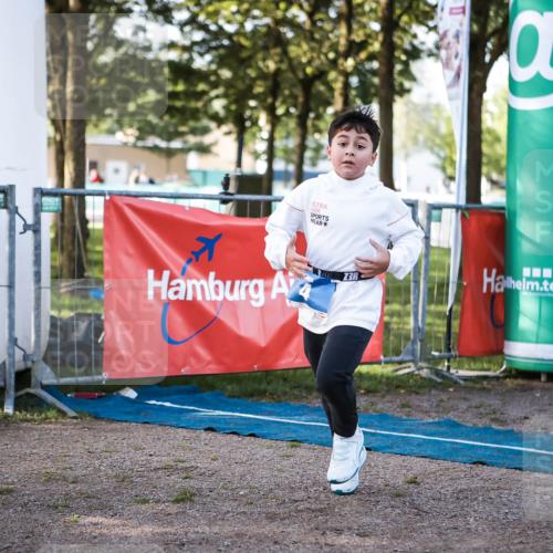 06.09.2026 - 20. Norderstedt Triathlon H.Heesch http://msf.ph/oto/10198094 06.09.2026 09:13:19 Ziel 4 meine-sportfotos.de