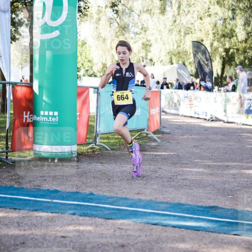 06.09.2026 - 20. Norderstedt Triathlon H.Heesch http://msf.ph/oto/10198479 06.09.2026 09:45:13 Ziel 664, 665 meine-sportfotos.de