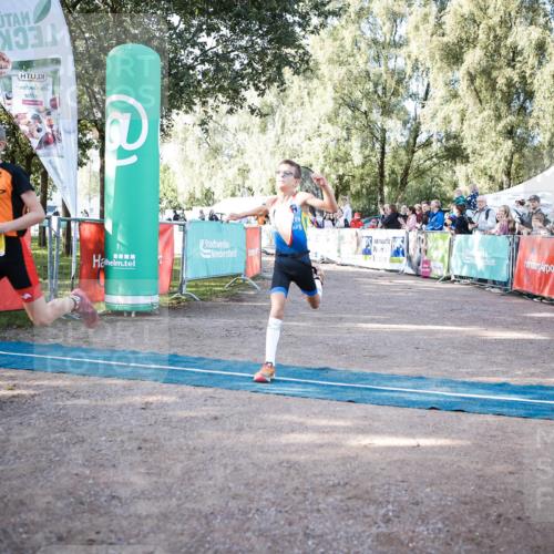 06.09.2026 - 20. Norderstedt Triathlon H.Heesch http://msf.ph/oto/10198643 06.09.2026 09:46:01 Ziel 604, 613, 621, 655, 695 meine-sportfotos.de