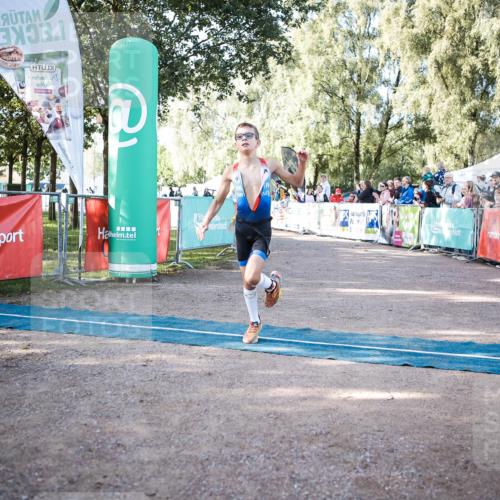 06.09.2026 - 20. Norderstedt Triathlon H.Heesch http://msf.ph/oto/10198649 06.09.2026 09:46:01 Ziel 604, 613, 621, 655, 695 meine-sportfotos.de