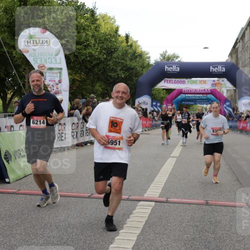 06.09.2026 - CURREX Alsterlauf Yannick Fuchs http://msf.ph/oto/10198756 06.09.2026 10:07:11 Ziel 2187, 2355, 2893, 3103, 3607, 4078, 4140, 5069, 5549, 5792, 5937, 5951, 6214, 8303, 8306 meine-sportfotos.de