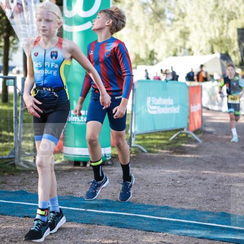 06.09.2026 - 20. Norderstedt Triathlon H.Heesch http://msf.ph/oto/10198860 06.09.2026 09:46:45 Ziel 607, 637, 649, 661, 678, 685, 693, 694 meine-sportfotos.de