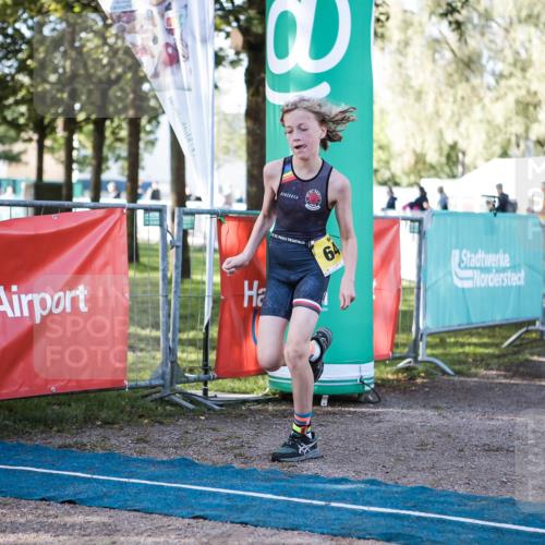06.09.2026 - 20. Norderstedt Triathlon H.Heesch http://msf.ph/oto/10198994 06.09.2026 09:47:01 Ziel 643, 658 meine-sportfotos.de