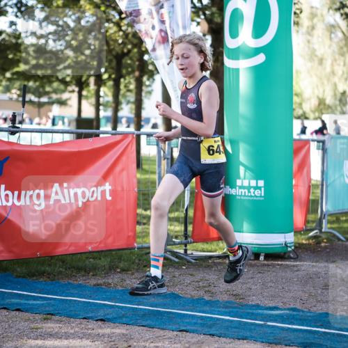 06.09.2026 - 20. Norderstedt Triathlon H.Heesch http://msf.ph/oto/10198998 06.09.2026 09:47:01 Ziel 643, 658 meine-sportfotos.de