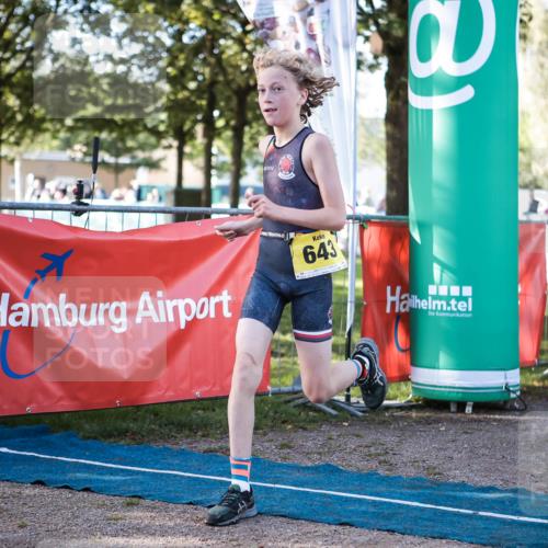 06.09.2026 - 20. Norderstedt Triathlon H.Heesch http://msf.ph/oto/10199002 06.09.2026 09:47:01 Ziel 643, 658 meine-sportfotos.de