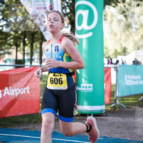 06.09.2026 - 20. Norderstedt Triathlon H.Heesch http://msf.ph/oto/10199063 06.09.2026 09:47:10 Ziel 606, 627 meine-sportfotos.de