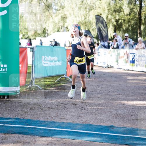 06.09.2026 - 20. Norderstedt Triathlon H.Heesch http://msf.ph/oto/10199075 06.09.2026 09:47:32 Ziel 629, 698 meine-sportfotos.de