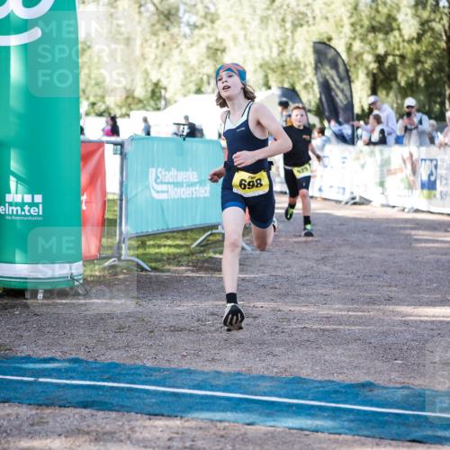 06.09.2026 - 20. Norderstedt Triathlon H.Heesch http://msf.ph/oto/10199079 06.09.2026 09:47:33 Ziel 629, 698 meine-sportfotos.de