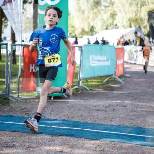 06.09.2026 - 20. Norderstedt Triathlon H.Heesch http://msf.ph/oto/10199179 06.09.2026 09:47:42 Ziel 629, 671, 675 meine-sportfotos.de