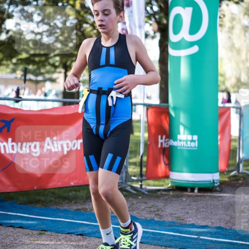 06.09.2026 - 20. Norderstedt Triathlon H.Heesch http://msf.ph/oto/10199301 06.09.2026 09:48:08 Ziel 633, 656, 673 meine-sportfotos.de