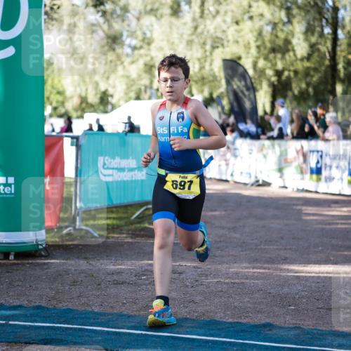 06.09.2026 - 20. Norderstedt Triathlon H.Heesch http://msf.ph/oto/10199324 06.09.2026 09:48:24 Ziel 697 meine-sportfotos.de