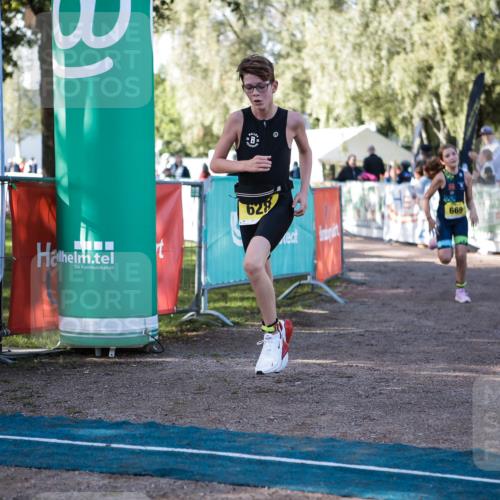 06.09.2026 - 20. Norderstedt Triathlon H.Heesch http://msf.ph/oto/10199409 06.09.2026 09:48:40 Ziel 628, 668, 669 meine-sportfotos.de