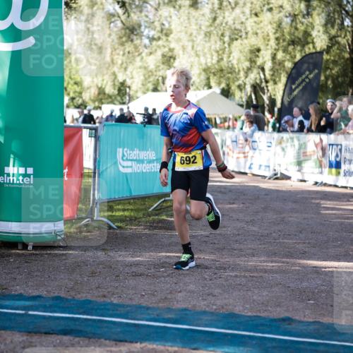 06.09.2026 - 20. Norderstedt Triathlon H.Heesch http://msf.ph/oto/10199434 06.09.2026 09:48:48 Ziel 669, 692 meine-sportfotos.de