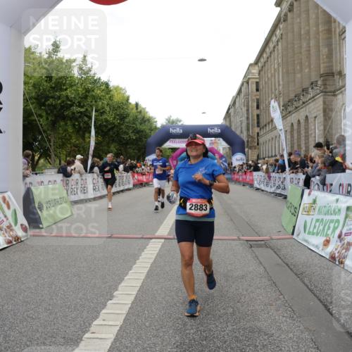 06.09.2026 - CURREX Alsterlauf Yannick Fuchs http://msf.ph/oto/10199453 06.09.2026 10:07:24 Ziel 2515, 2883, 2903, 3566, 4901, 5227, 5813, 6319, 6320, 6368 meine-sportfotos.de
