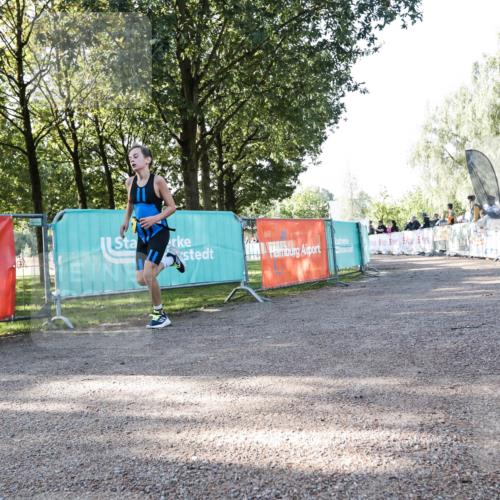 06.09.2026 - 20. Norderstedt Triathlon H.Heesch http://msf.ph/oto/10199521 06.09.2026 09:48:05 Ziel 633, 656, 673 meine-sportfotos.de