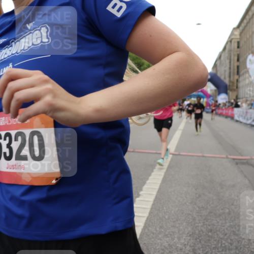 06.09.2026 - CURREX Alsterlauf Yannick Fuchs http://msf.ph/oto/10199530 06.09.2026 10:07:28 Ziel 2515, 2883, 3419, 3566, 3927, 4901, 5227, 5396, 5634, 6265, 6319, 6320, 6368 meine-sportfotos.de