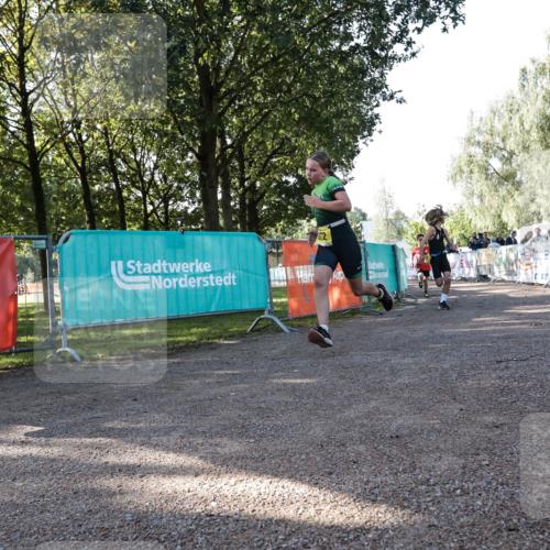 06.09.2026 - 20. Norderstedt Triathlon H.Heesch http://msf.ph/oto/10199533 06.09.2026 09:49:09 Ziel 609, 635, 642, 672, 691 meine-sportfotos.de