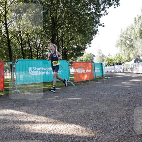 06.09.2026 - 20. Norderstedt Triathlon H.Heesch http://msf.ph/oto/10199541 06.09.2026 09:49:58 Ziel 659 meine-sportfotos.de