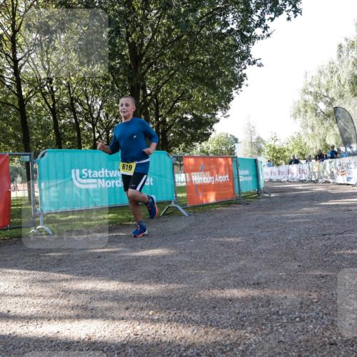 06.09.2026 - 20. Norderstedt Triathlon H.Heesch http://msf.ph/oto/10199552 06.09.2026 09:53:06 Ziel 619 meine-sportfotos.de