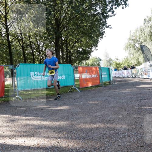06.09.2026 - 20. Norderstedt Triathlon H.Heesch http://msf.ph/oto/10199558 06.09.2026 09:53:59 Ziel 690 meine-sportfotos.de