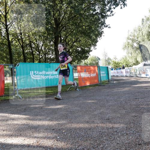 06.09.2026 - 20. Norderstedt Triathlon H.Heesch http://msf.ph/oto/10199561 06.09.2026 09:54:59 Ziel 639 meine-sportfotos.de