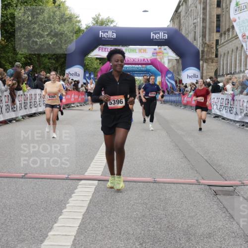 06.09.2026 - CURREX Alsterlauf Yannick Fuchs http://msf.ph/oto/10199608 06.09.2026 10:07:30 Ziel 2883, 3012, 3419, 3566, 3927, 4208, 4561, 4901, 5261, 5396, 5634, 6265, 6319, 6320, 6368 meine-sportfotos.de
