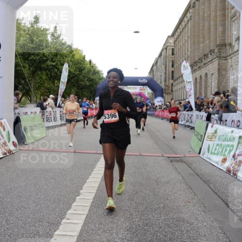 06.09.2026 - CURREX Alsterlauf Yannick Fuchs http://msf.ph/oto/10199652 06.09.2026 10:07:31 Ziel 3012, 3419, 3566, 3927, 4208, 4561, 4901, 5261, 5396, 5634, 6265, 6319, 6320, 6368 meine-sportfotos.de