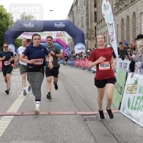 06.09.2026 - CURREX Alsterlauf Yannick Fuchs http://msf.ph/oto/10199673 06.09.2026 10:07:33 Ziel 3012, 3419, 3566, 3927, 4208, 4561, 4901, 5261, 5396, 5633, 5634, 6265, 6319, 6320, 6368 meine-sportfotos.de