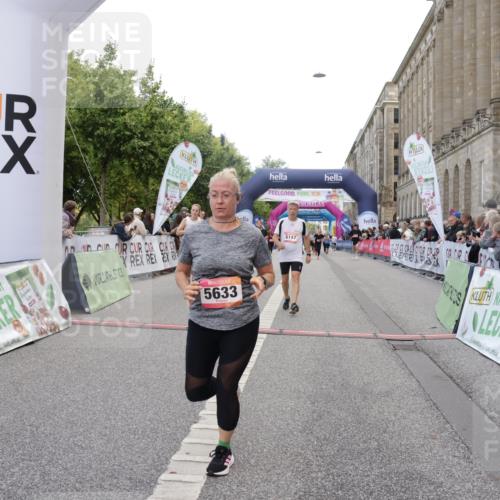 06.09.2026 - CURREX Alsterlauf Yannick Fuchs http://msf.ph/oto/10199694 06.09.2026 10:07:38 Ziel 2176, 2430, 2524, 3012, 3419, 3927, 4208, 4561, 5261, 5633, 5634, 6147, 6265 meine-sportfotos.de