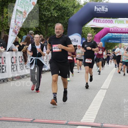 06.09.2026 - CURREX Alsterlauf Yannick Fuchs http://msf.ph/oto/10199716 06.09.2026 10:07:43 Ziel 1316, 2176, 2430, 2524, 3576, 3705, 3706, 4473, 5338, 5633, 6147 meine-sportfotos.de