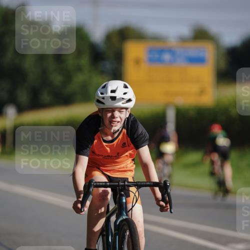 06.09.2026 - 20. Norderstedt Triathlon Michael Burmester http://msf.ph/oto/10199874 06.09.2026 09:37:16 Radfahren 651, 665 meine-sportfotos.de