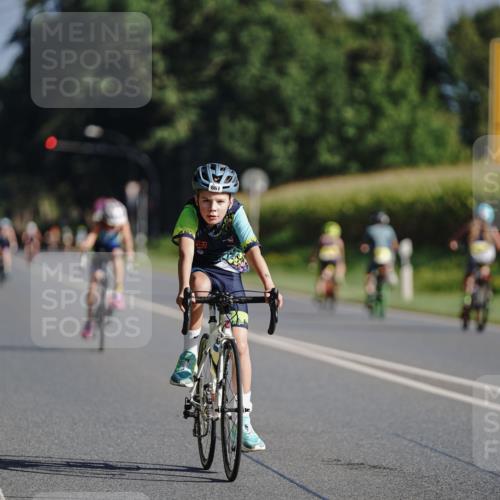 06.09.2026 - 20. Norderstedt Triathlon Michael Burmester http://msf.ph/oto/10199910 06.09.2026 09:38:02 Radfahren 649, 661 meine-sportfotos.de