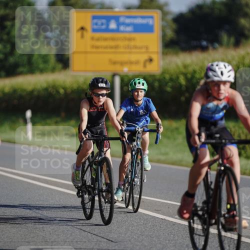06.09.2026 - 20. Norderstedt Triathlon Michael Burmester http://msf.ph/oto/10199925 06.09.2026 09:38:17 Radfahren 606, 627, 629, 643, 675, 678, 693, 694, 696 meine-sportfotos.de