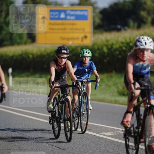 06.09.2026 - 20. Norderstedt Triathlon Michael Burmester http://msf.ph/oto/10199926 06.09.2026 09:38:17 Radfahren 606, 627, 629, 643, 675, 678, 693, 694, 696 meine-sportfotos.de