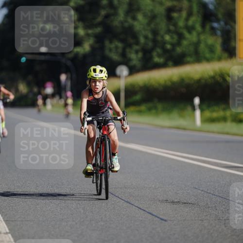 06.09.2026 - 20. Norderstedt Triathlon Michael Burmester http://msf.ph/oto/10200008 06.09.2026 09:40:27 Radfahren 632, 645 meine-sportfotos.de
