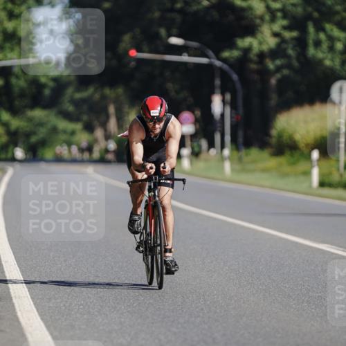 06.09.2026 - 20. Norderstedt Triathlon Michael Burmester http://msf.ph/oto/10200065 06.09.2026 10:23:42 Radfahren 1500 meine-sportfotos.de