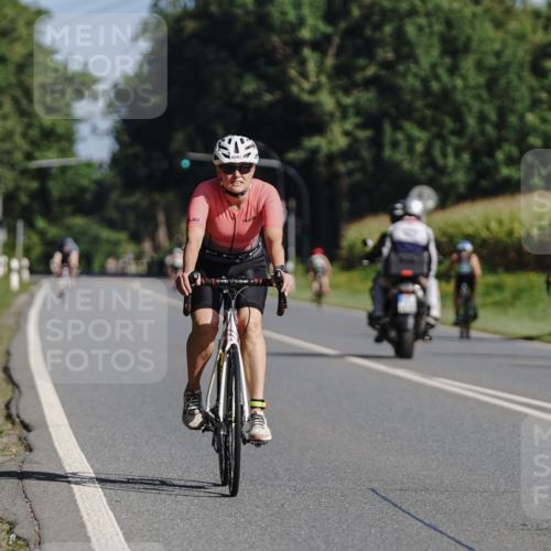 06.09.2026 - 20. Norderstedt Triathlon Michael Burmester http://msf.ph/oto/10200167 06.09.2026 10:31:25 Radfahren 1503 meine-sportfotos.de