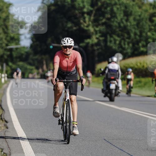 06.09.2026 - 20. Norderstedt Triathlon Michael Burmester http://msf.ph/oto/10200170 06.09.2026 10:31:25 Radfahren 1503 meine-sportfotos.de