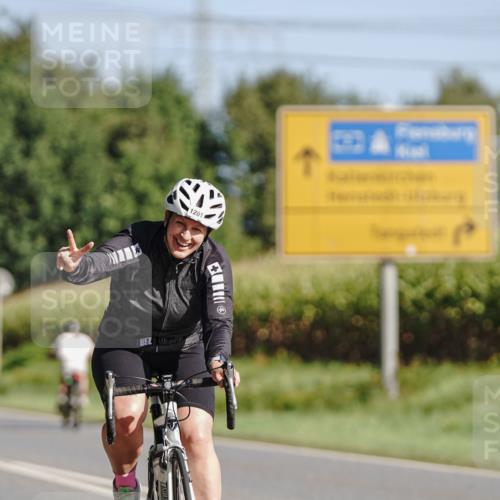 06.09.2026 - 20. Norderstedt Triathlon Michael Burmester http://msf.ph/oto/10200214 06.09.2026 10:32:18 Radfahren 1201 meine-sportfotos.de