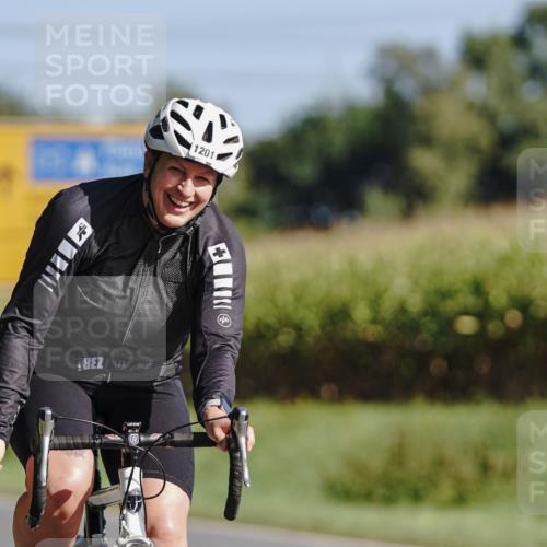 06.09.2026 - 20. Norderstedt Triathlon Michael Burmester http://msf.ph/oto/10200218 06.09.2026 10:32:19 Radfahren 1201 meine-sportfotos.de