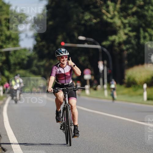 06.09.2026 - 20. Norderstedt Triathlon Michael Burmester http://msf.ph/oto/10200238 06.09.2026 10:32:56 Radfahren 1507 meine-sportfotos.de
